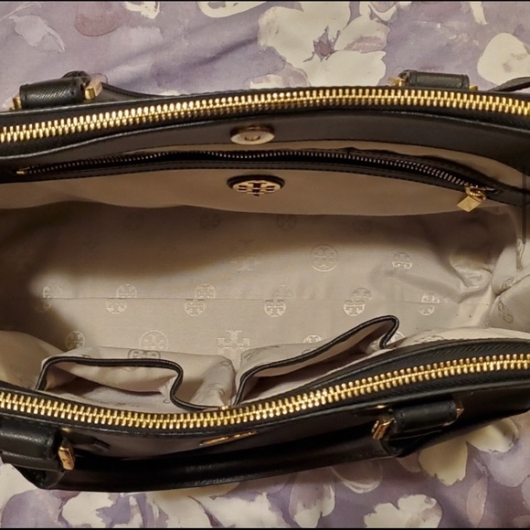 Tory Burch Robinson Double Zip Tote - Picture 7 of 7